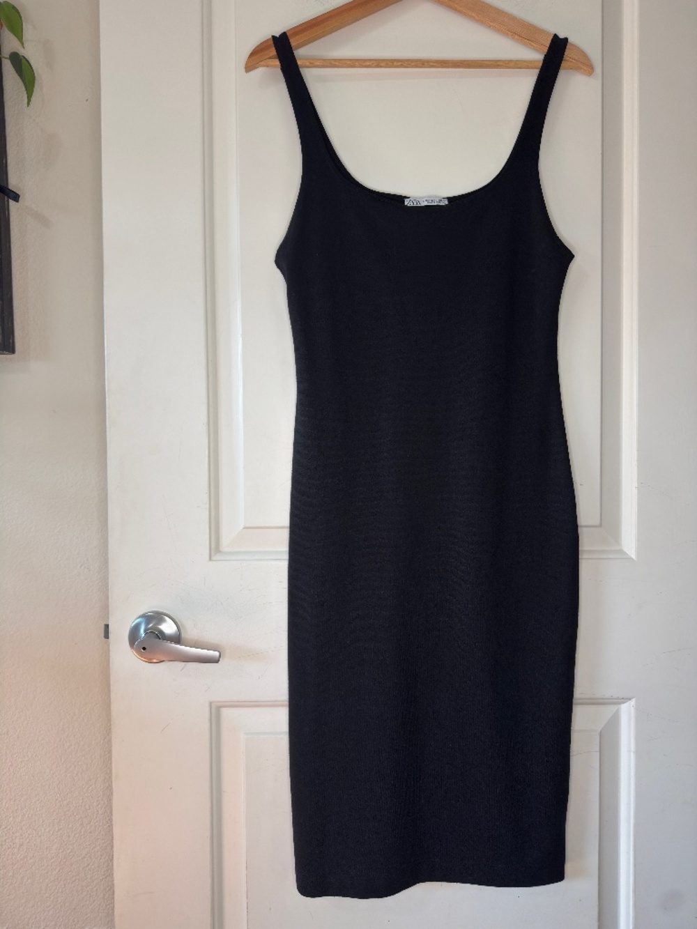 Zara - Black Bodycon Midi Dress - Minimalist Wardrobe Staple  - Size L